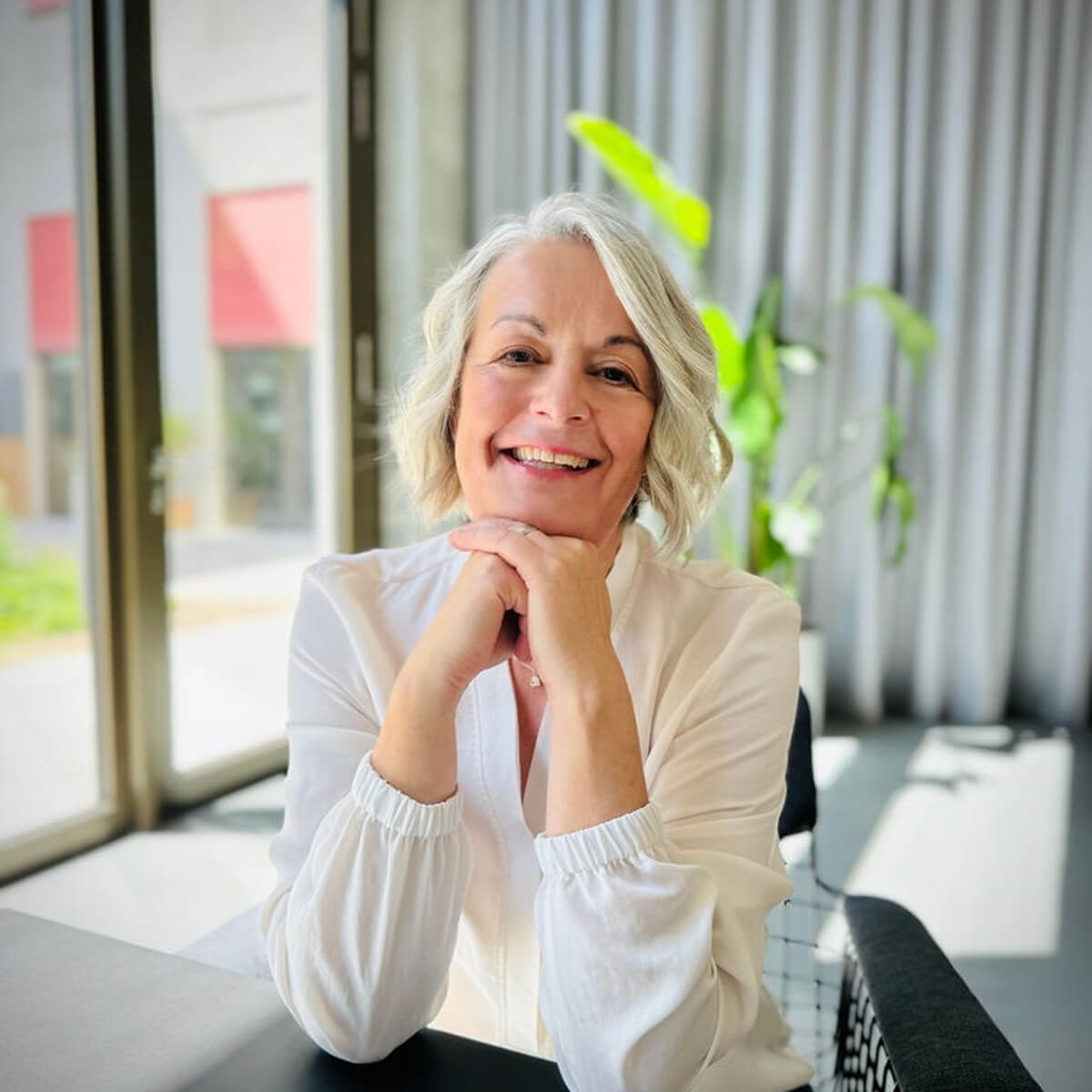 Claudia Müller-Ostenried | The Good Life Experts - Kontakt zu mir